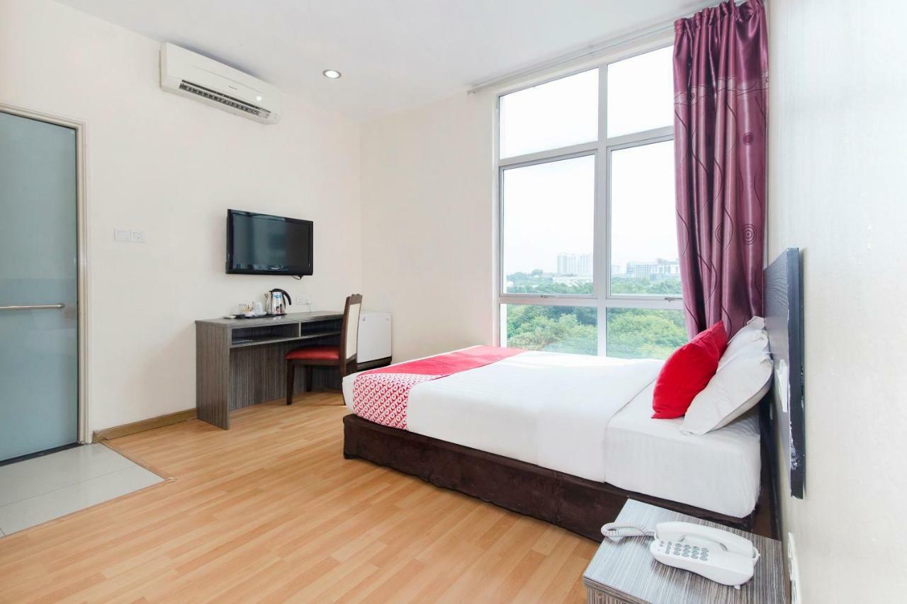 Super Oyo 331 I Boutique Hotel Petaling Jaya Luaran gambar